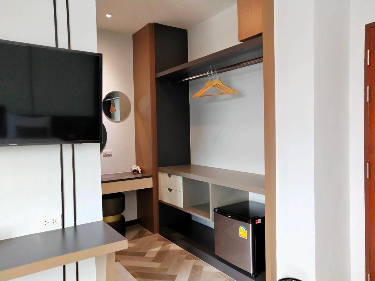 โคโค่ โฮเทล Koco Hotel Nakhonratchasima Exteriör bild