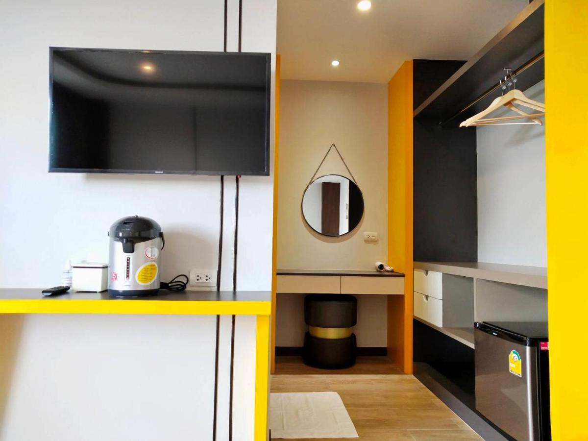 โคโค่ โฮเทล Koco Hotel Nakhonratchasima Exteriör bild